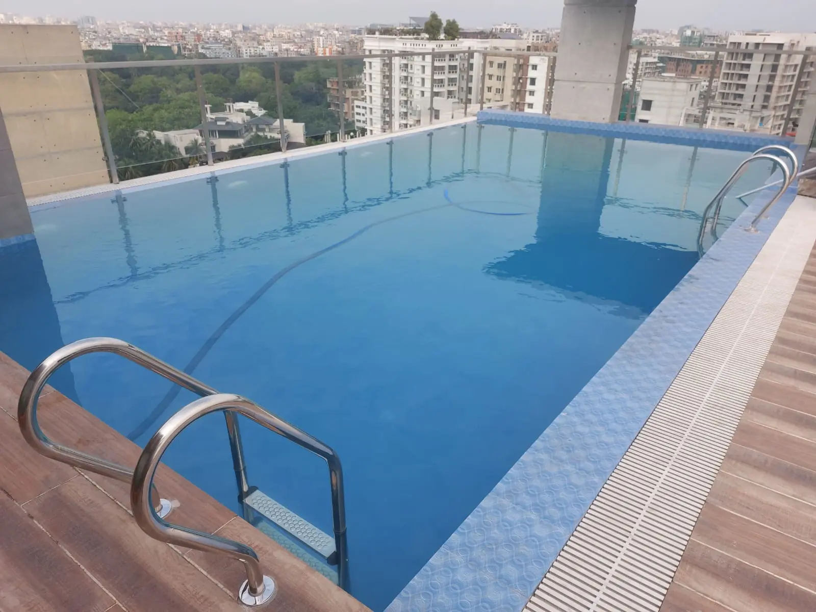 infinity pool
